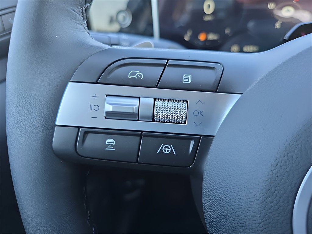 New 2025 Hyundai Tucson Limited image 22