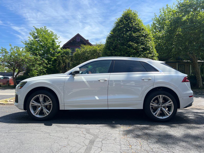 Used 2019 Audi Q8 Premium Plus w/ Premium Plus AWD/4WD image 7