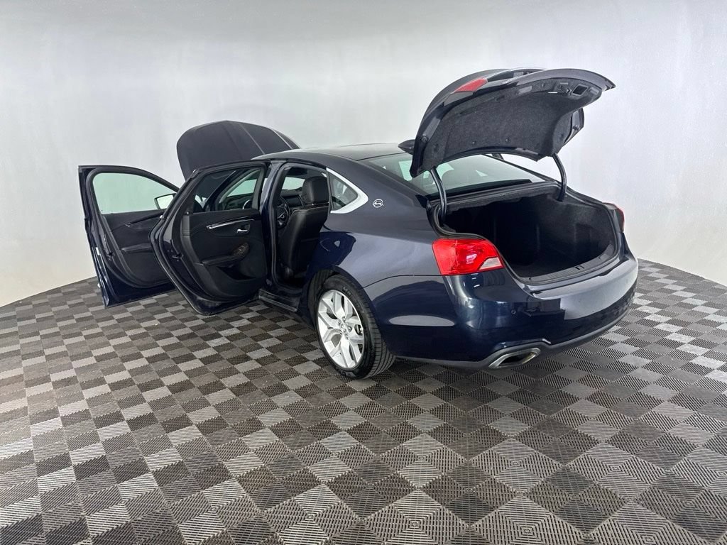 Used 2015 Chevrolet Impala LTZ FWD image 18