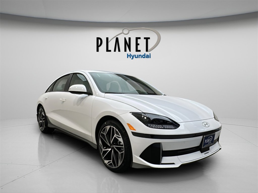 New 2025 Hyundai Ioniq 6 SEL