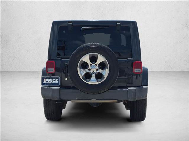 Used 2017 Jeep Wrangler Unlimited Sahara w/ Connectivity Group AWD/4WD image 7