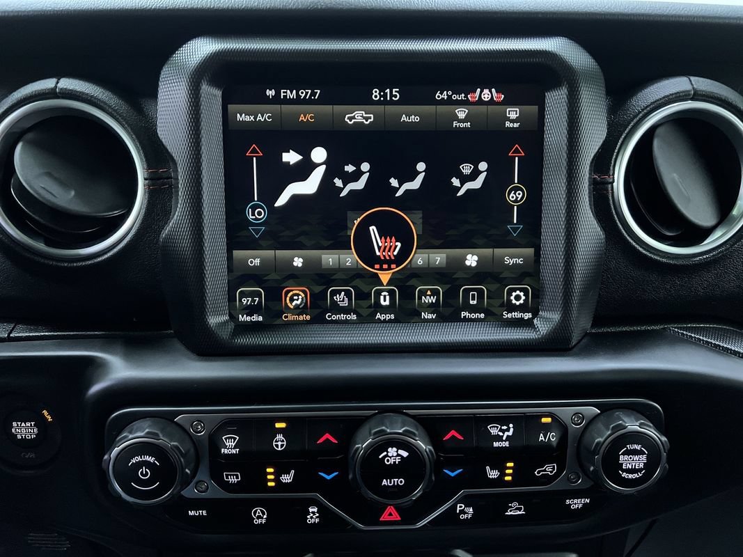 Used 2020 Jeep Gladiator Rubicon w/ Advanced Safety Group AWD/4WD image 25