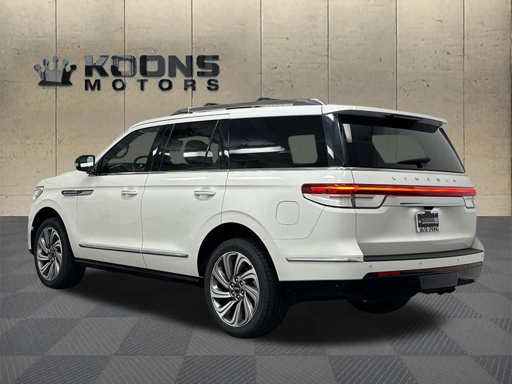 Certified 2022 Lincoln Navigator Reserve image 5