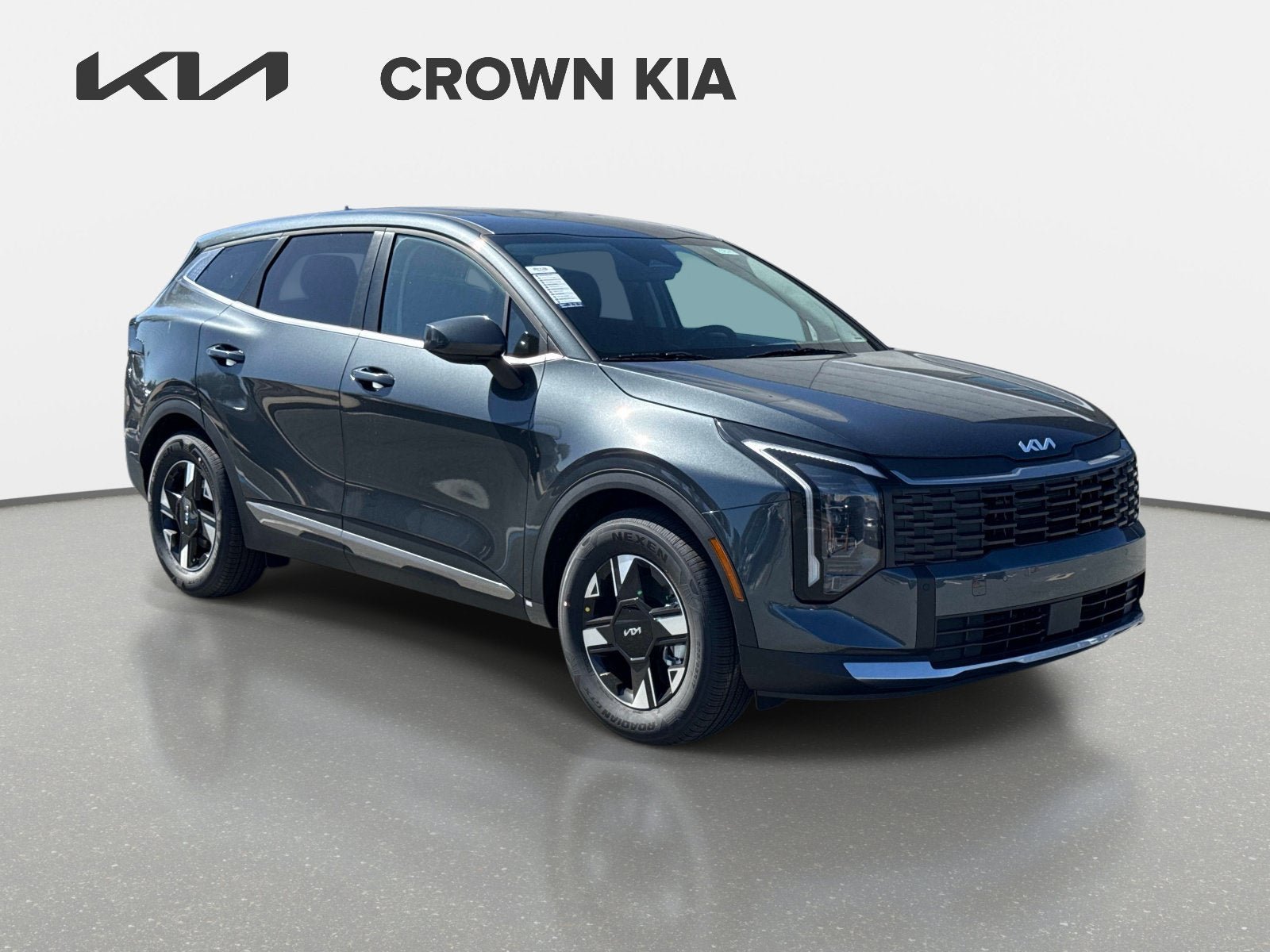 New 2027 Kia Sportage LX FWD image 3