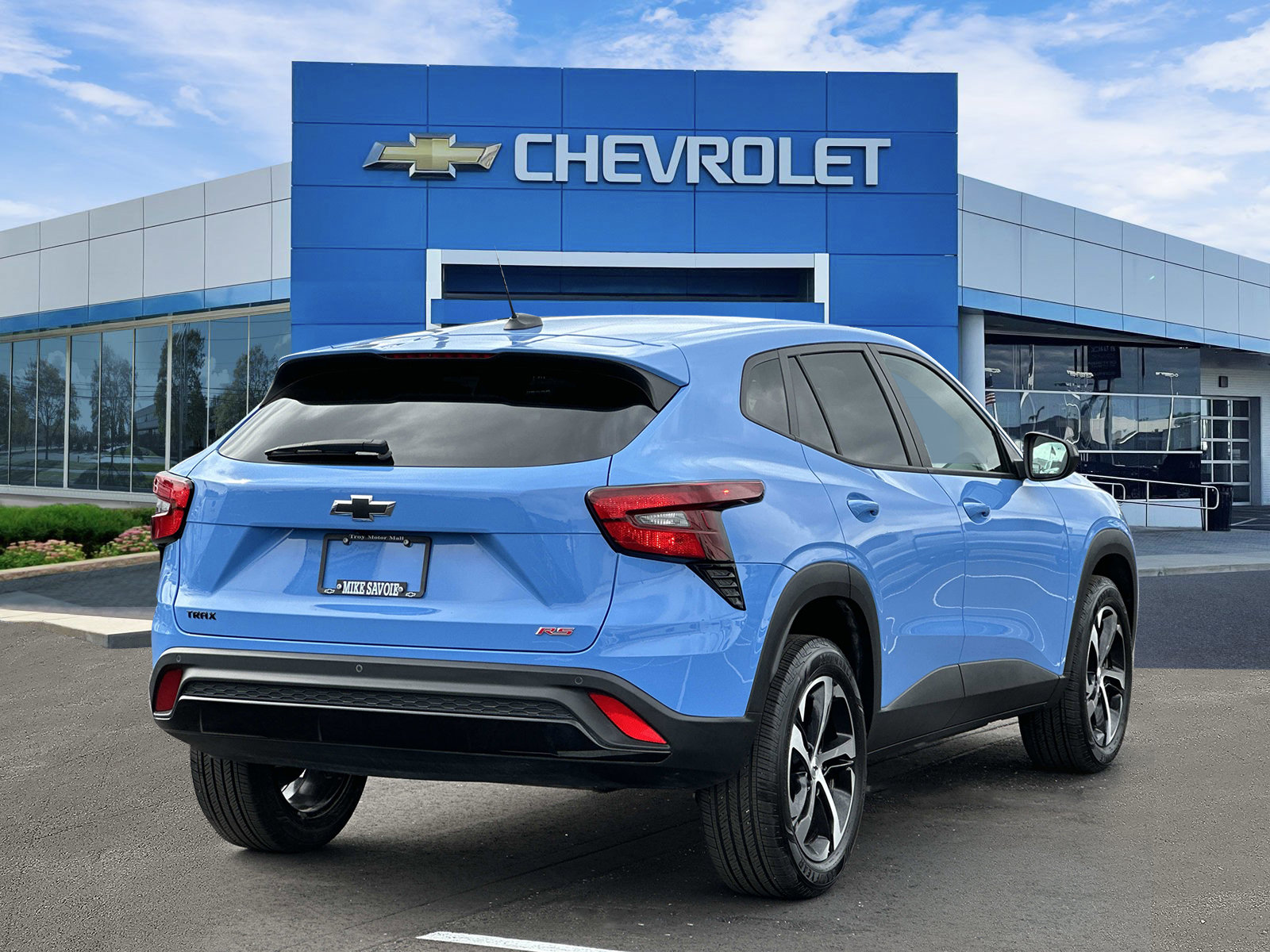 Certified 2024 Chevrolet Trax RS w/ Driver Confidence Package FWD image 4