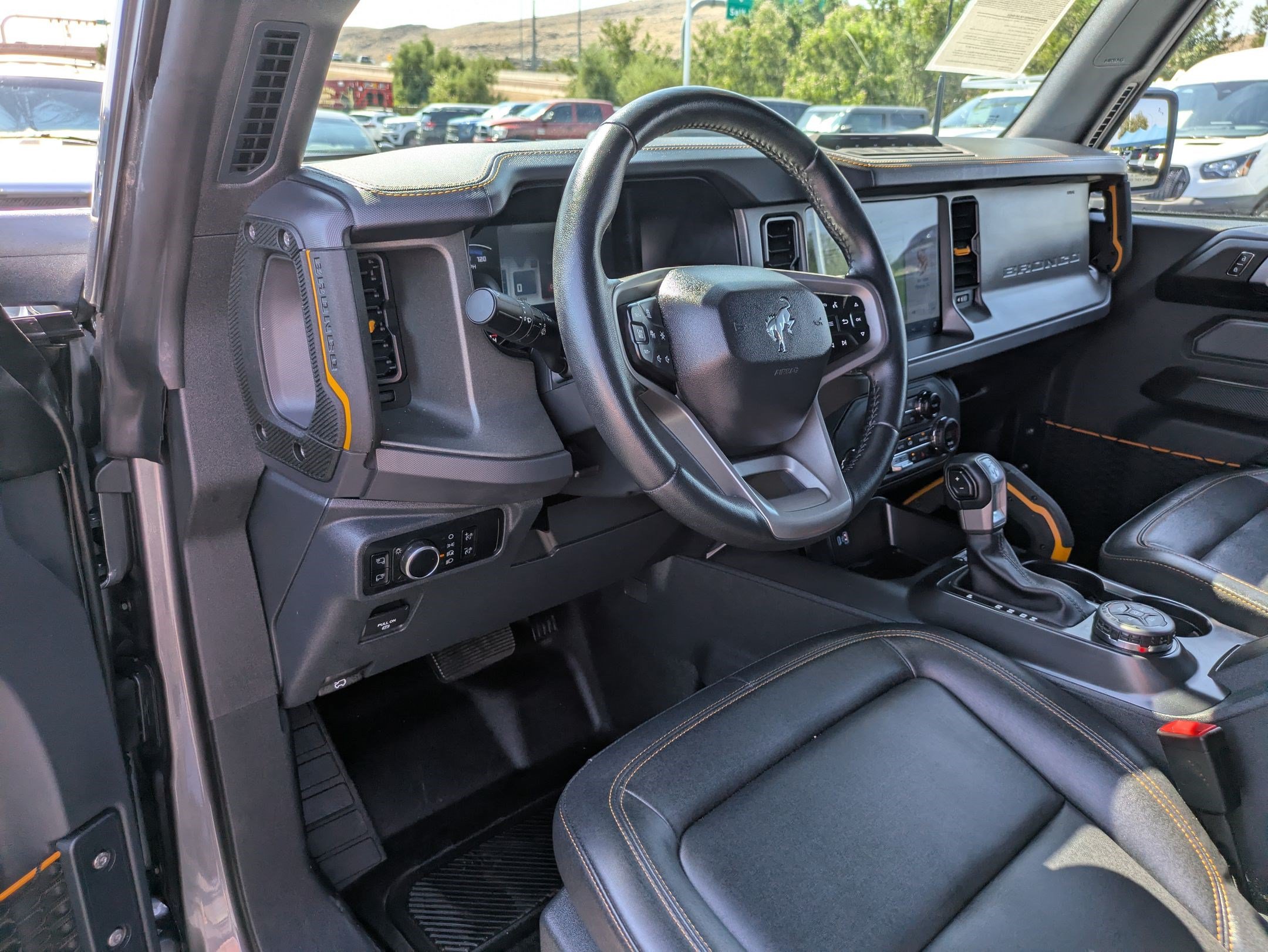 Used 2024 Ford Bronco Badlands AWD/4WD image 15