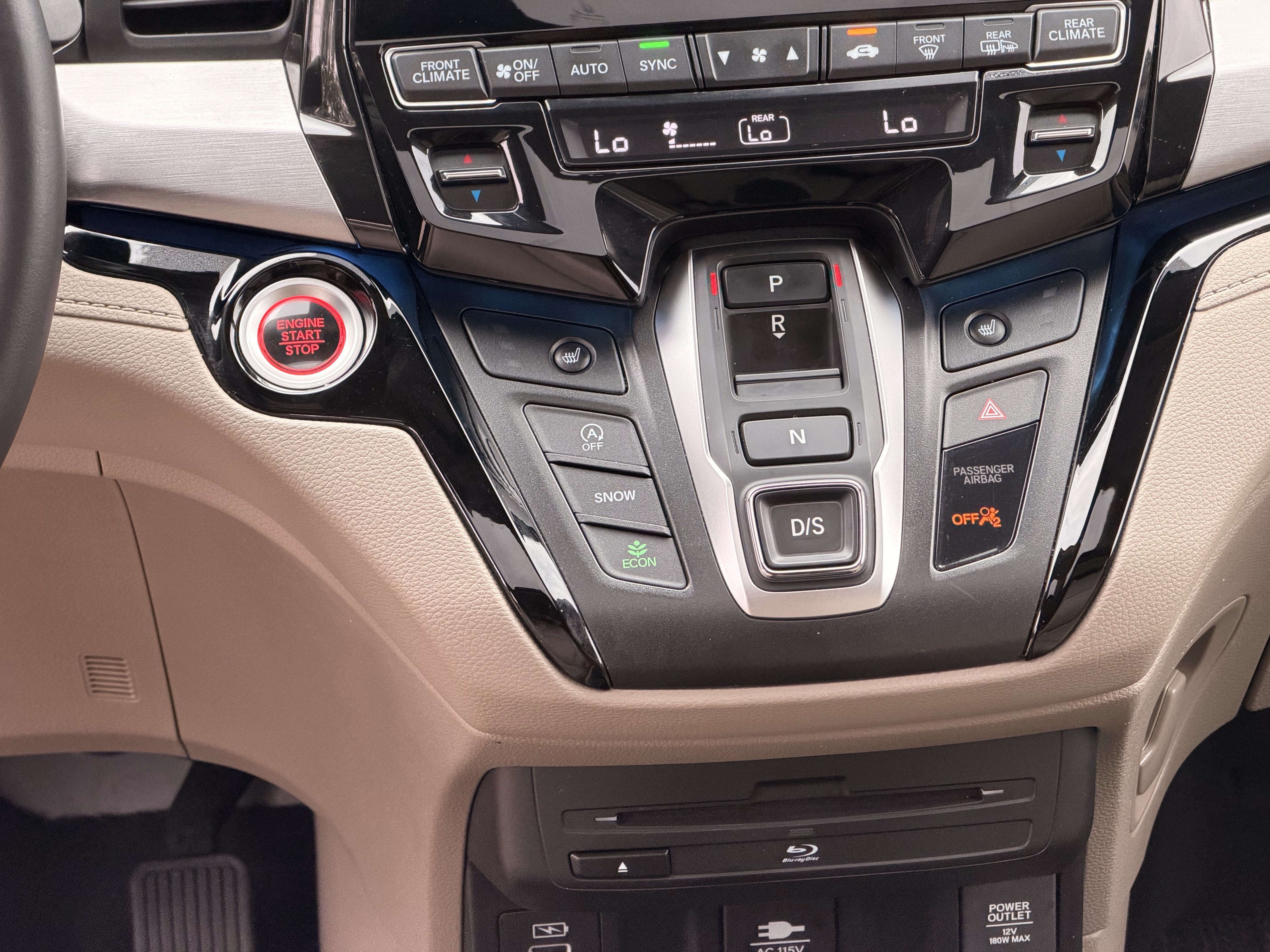 Certified 2024 Honda Odyssey Touring image 26