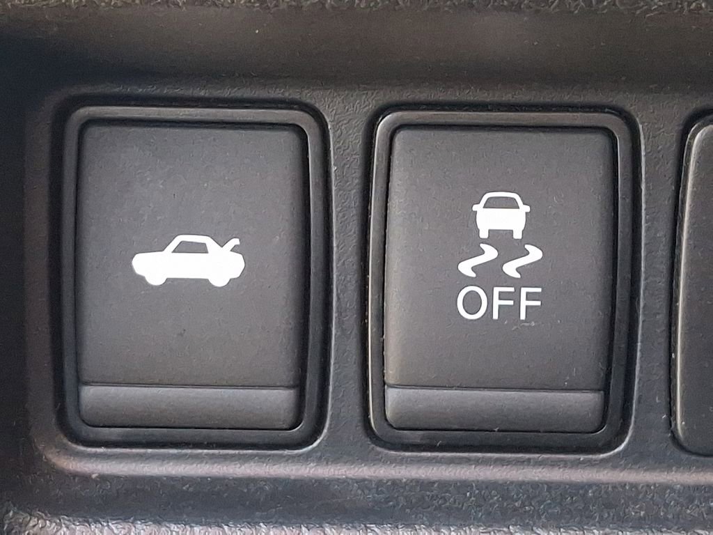 Used 2017 Nissan Altima 2.5 SR image 24