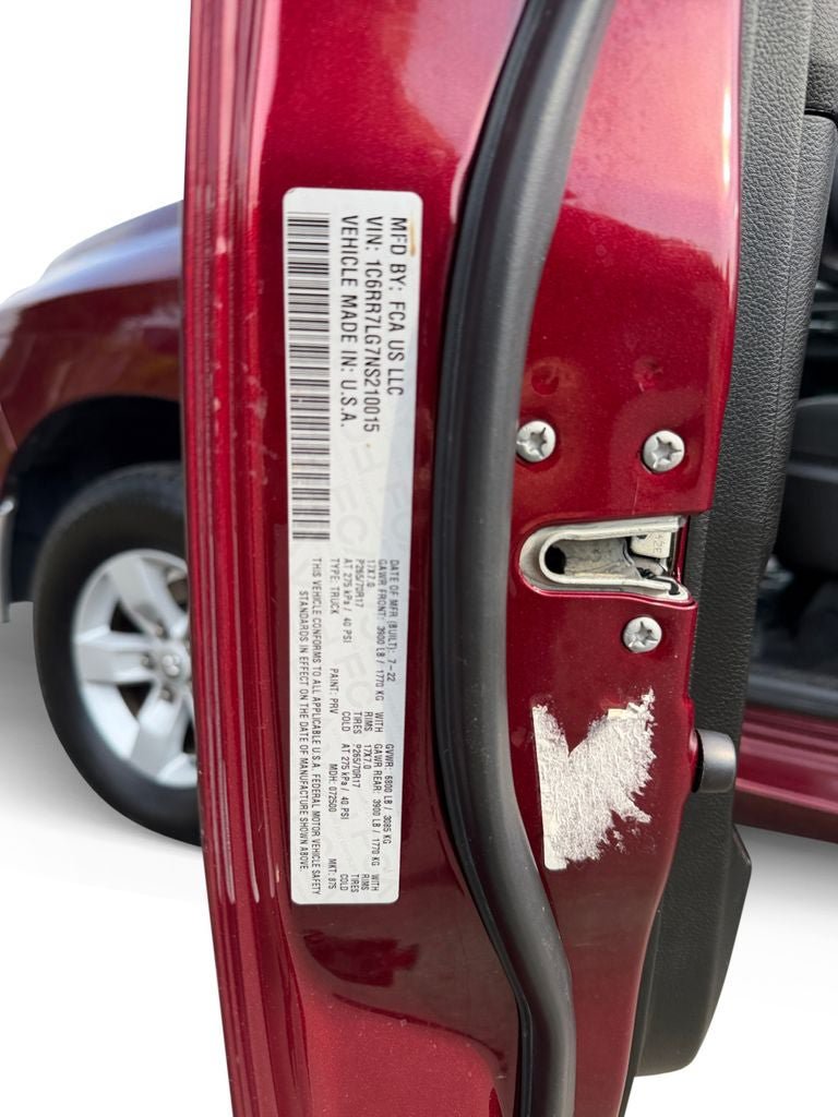 Used 2022 RAM 1500 Classic SLT AWD/4WD image 34