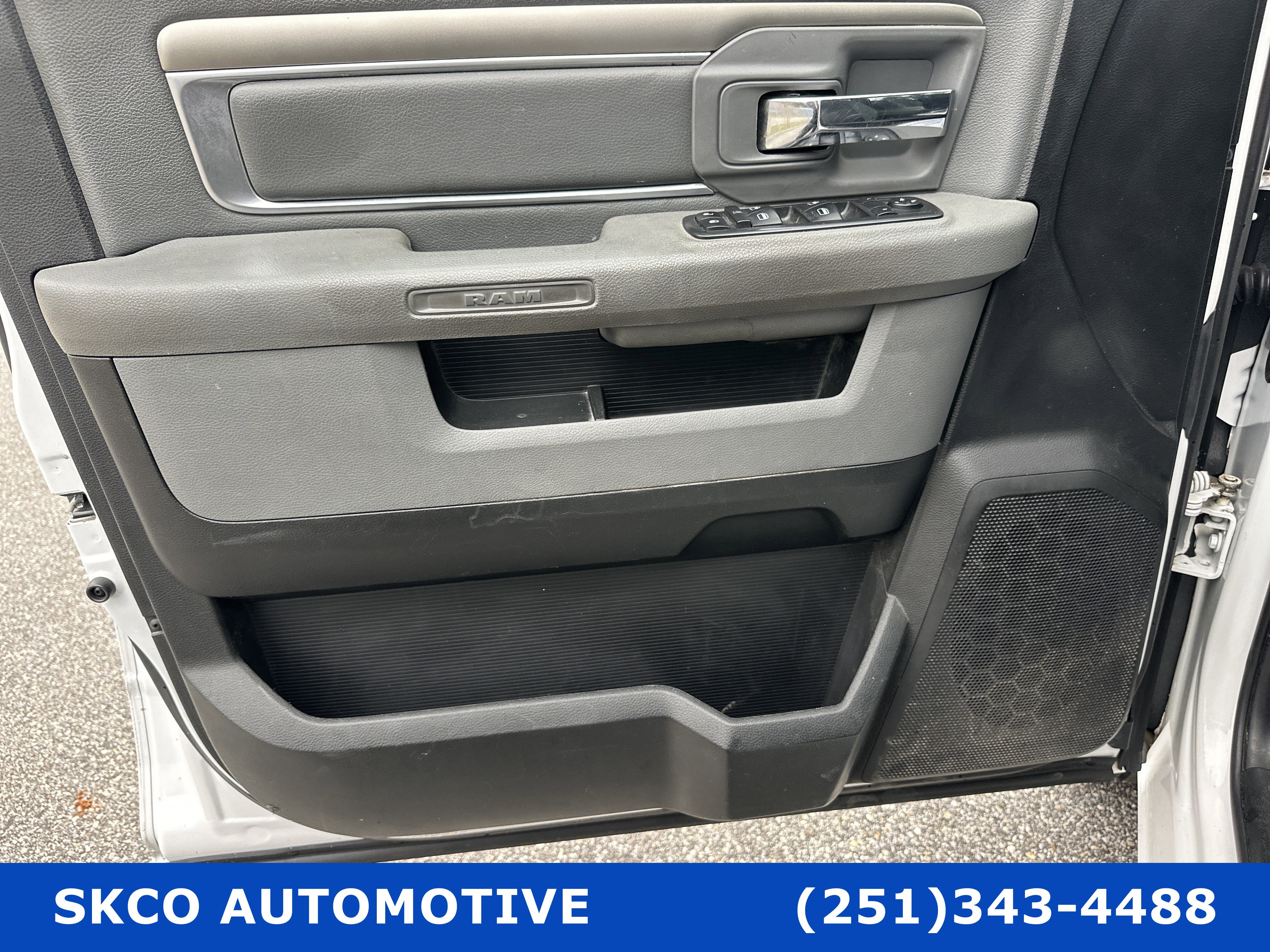 Used 2018 RAM 1500 Big Horn image 12