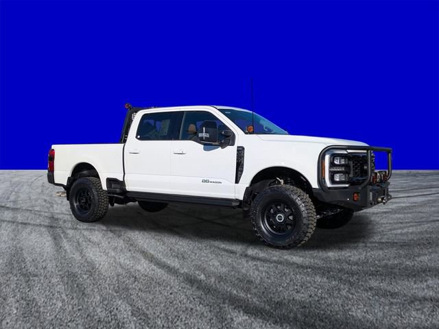 New 2026 Ford F250 Lariat w/ Black Appearance Package image 2
