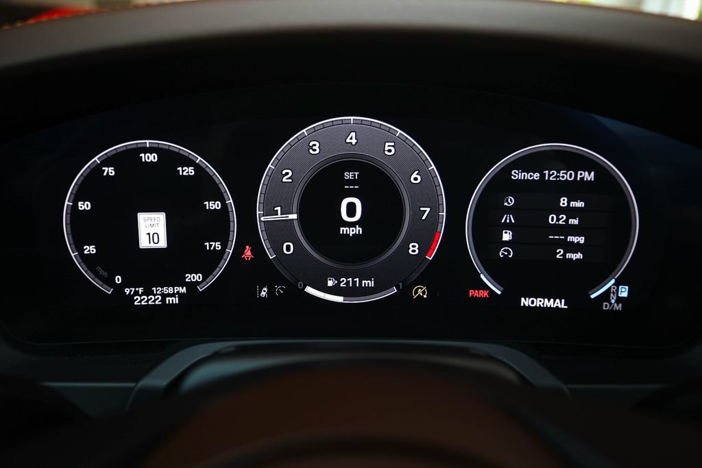 Used 2025 Porsche 911 Carrera RWD image 26