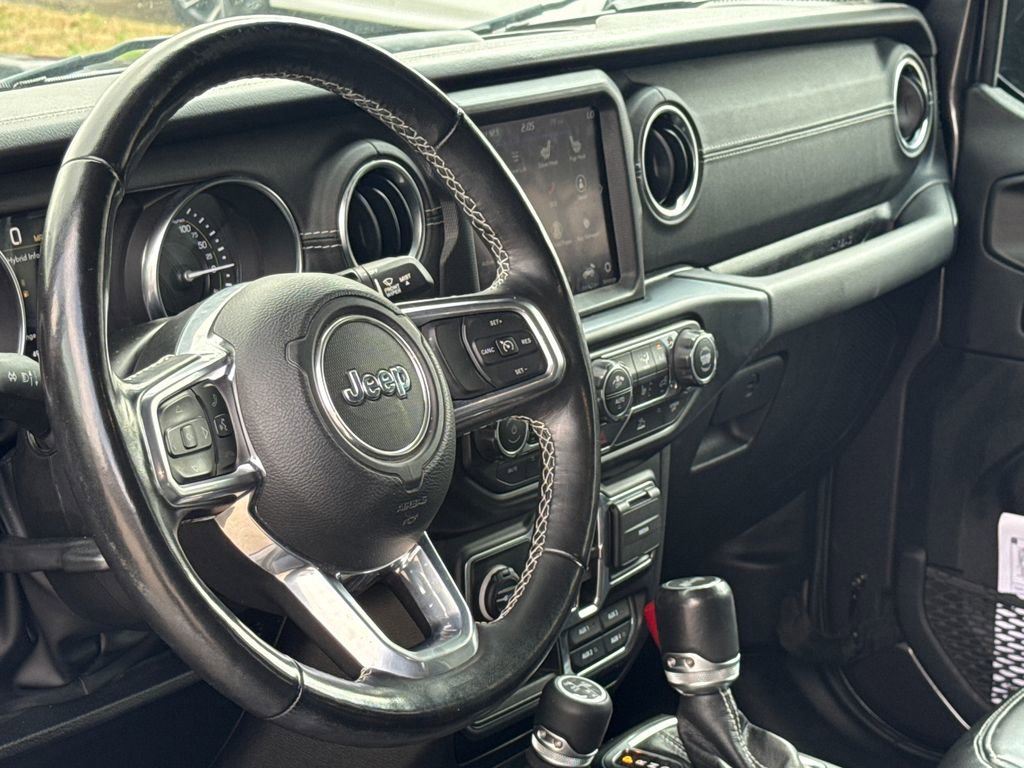Used 2021 Jeep Wrangler Unlimited Sahara w/ Cold Weather Group image 19
