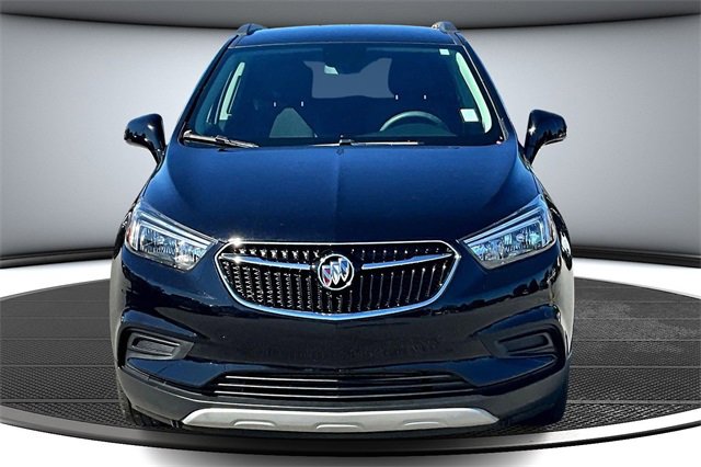 Used 2022 Buick Encore Preferred w/ Safety Package image 2