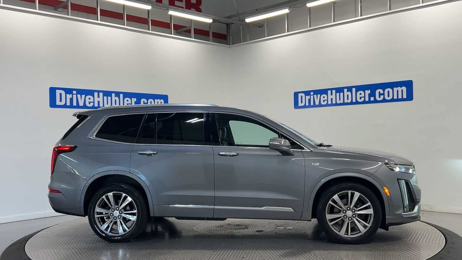 Used 2020 Cadillac XT6 Premium Luxury w/ Platinum Package AWD/4WD image 8