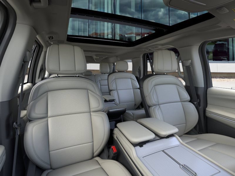 New 2026 Lincoln Navigator L Reserve AWD/4WD image 26