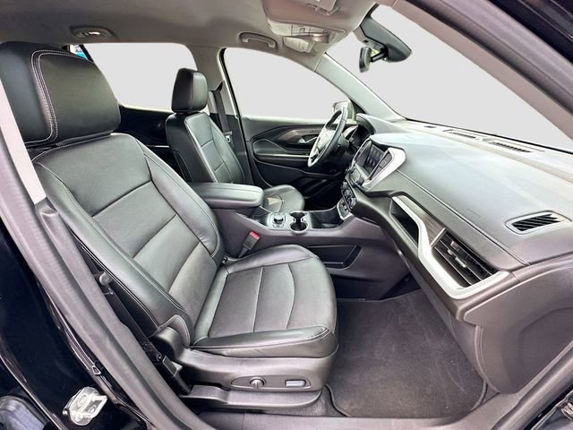 Used 2024 GMC Terrain SLT image 27
