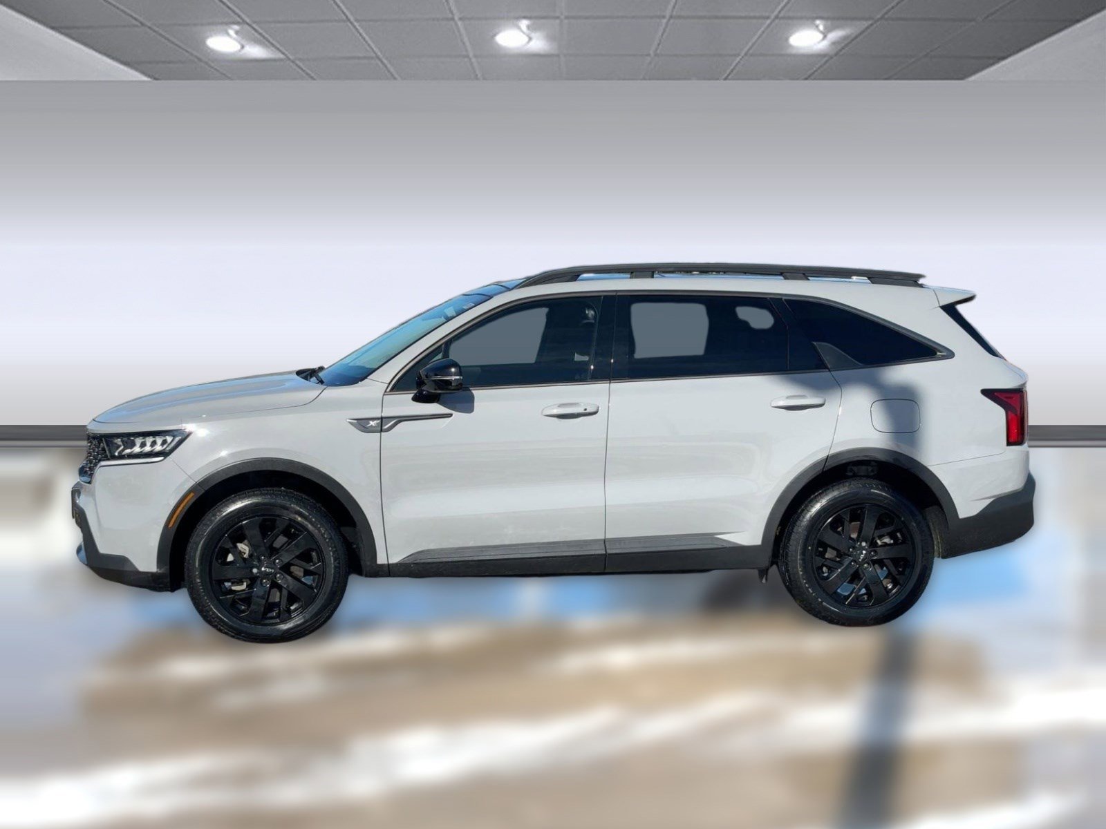 Used 2022 Kia Sorento S w/ Panoramic Sunroof Package image 2