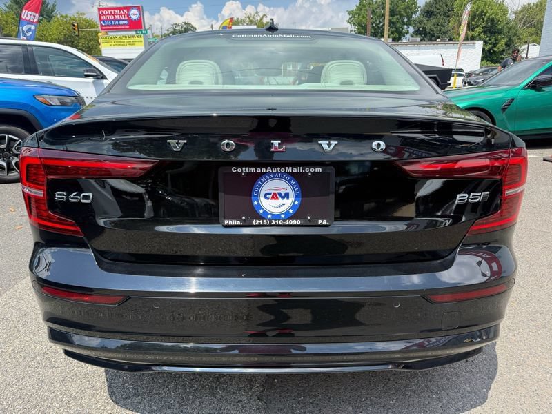 Used 2023 Volvo S60 B5 Core AWD/4WD image 6