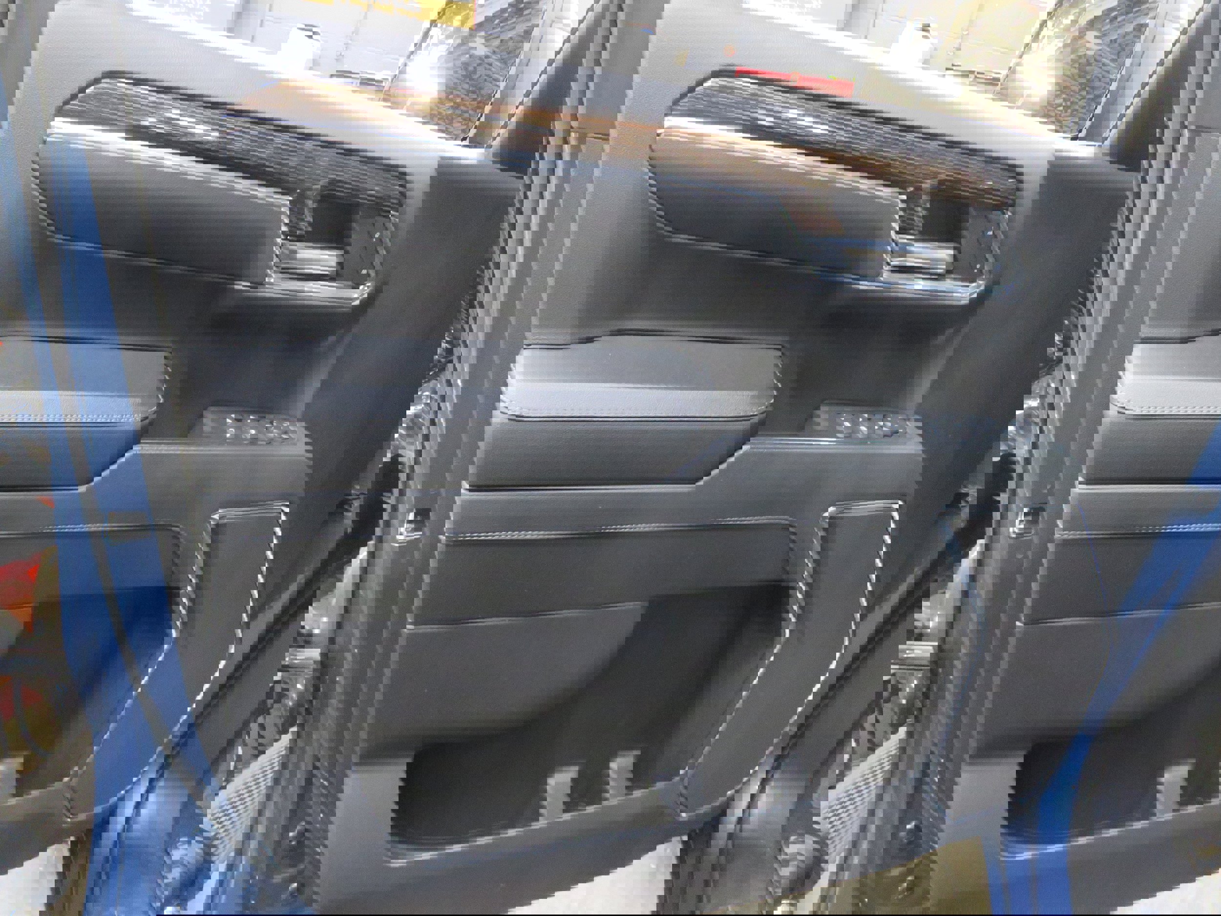 Used 2024 GMC Sierra 1500 Elevation image 10