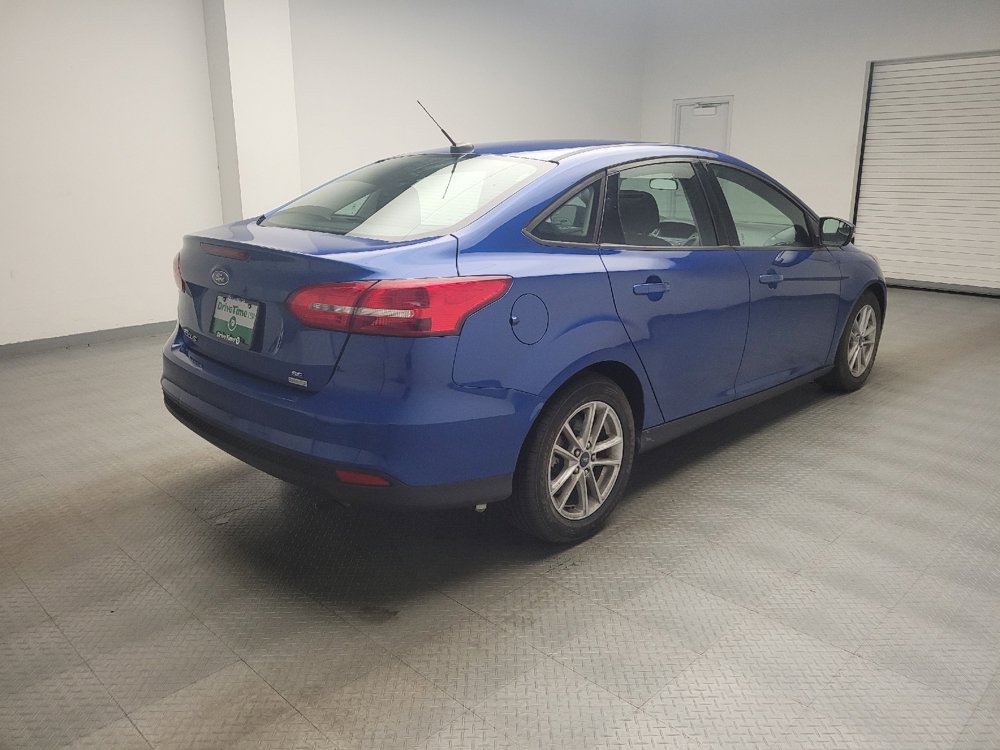 Used 2018 Ford Focus SE w/ Cold Weather Package FWD image 9