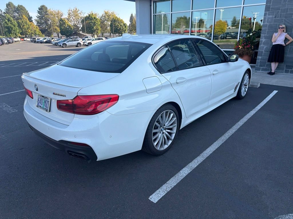 Used 2020 BMW M550i xDrive AWD/4WD image 3
