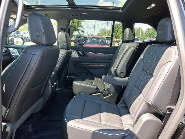 Used 2026 Buick Enclave Avenir w/ Super Cruise Package FWD image 10