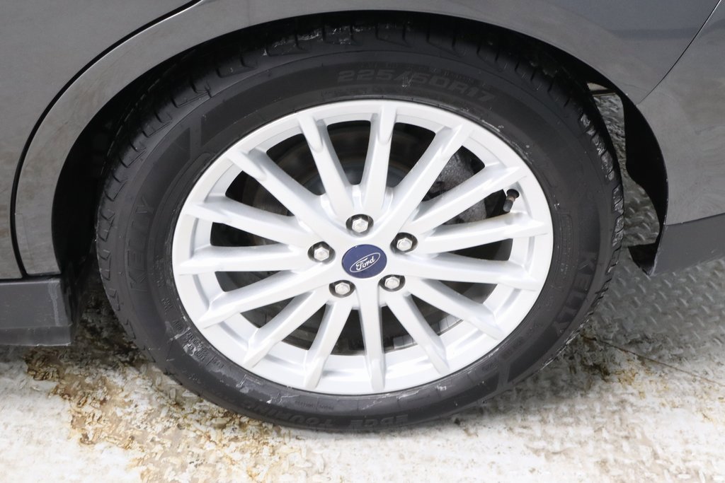 Used 2016 Ford C-MAX SE image 18