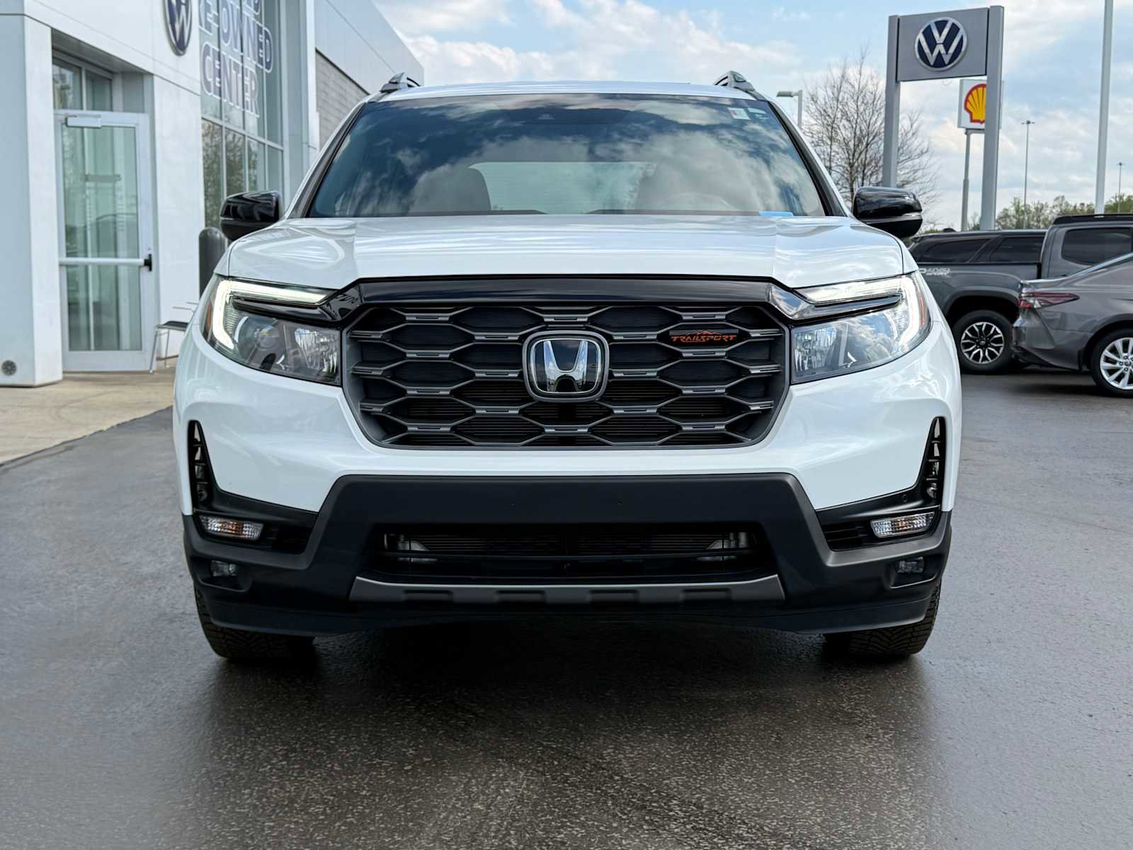 Used 2022 Honda Passport TrailSport image 2