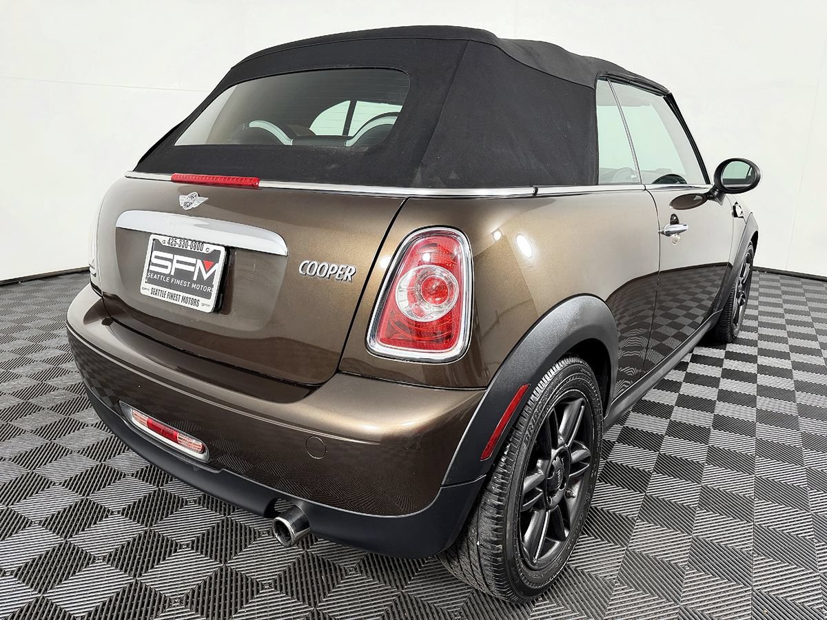 Used 2012 MINI Cooper Convertible FWD image 9