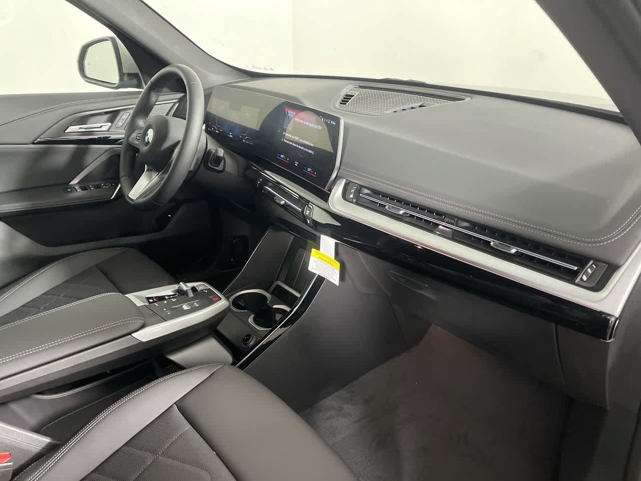 Used 2023 BMW X1 xDrive28i w/ Convenience Package AWD/4WD image 17
