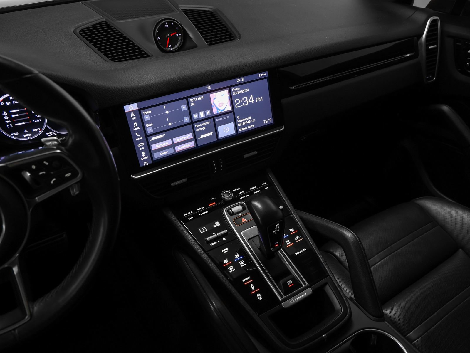 Certified 2019 Porsche Cayenne S image 31