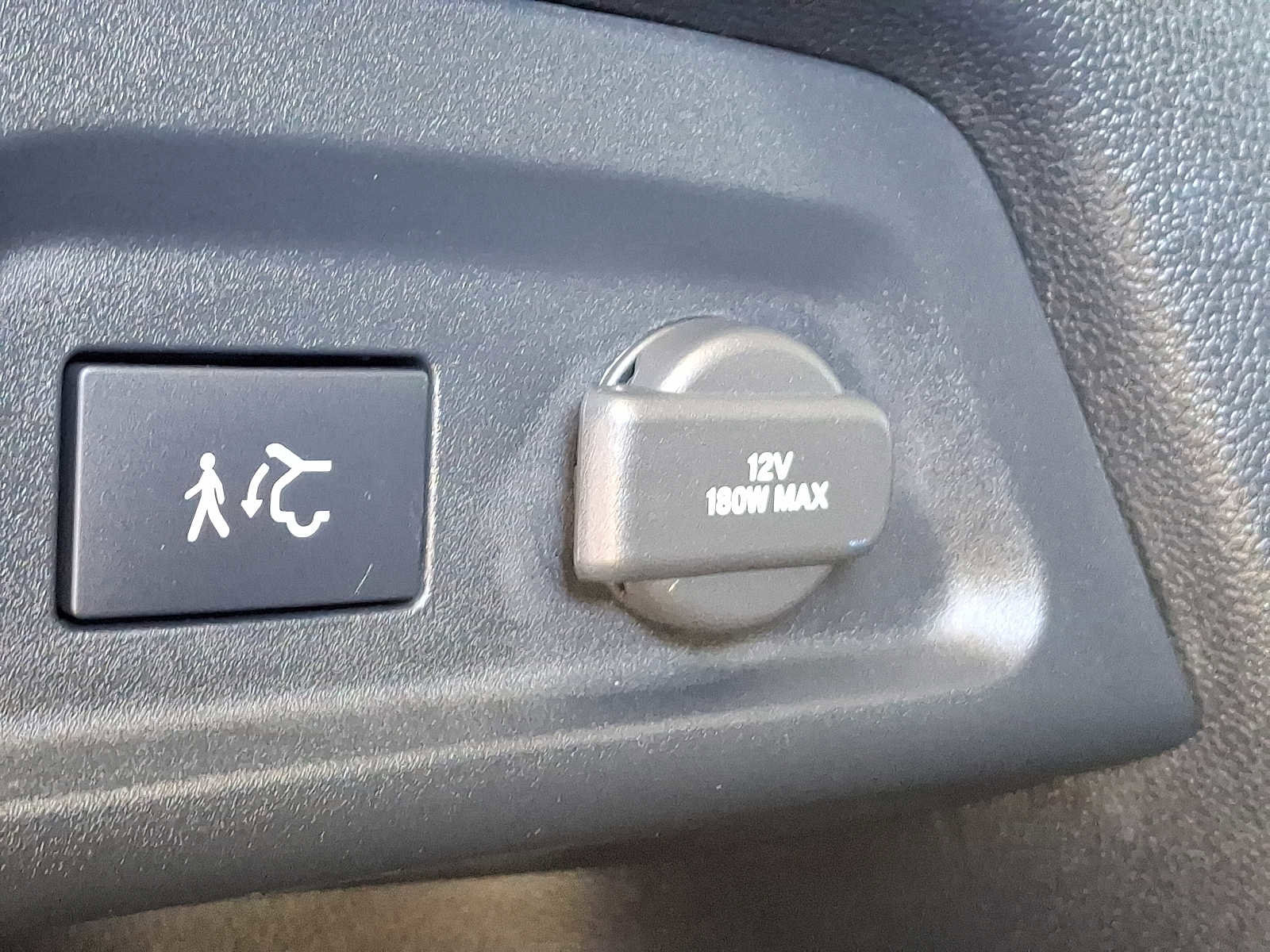 Used 2023 Honda Pilot Touring image 34