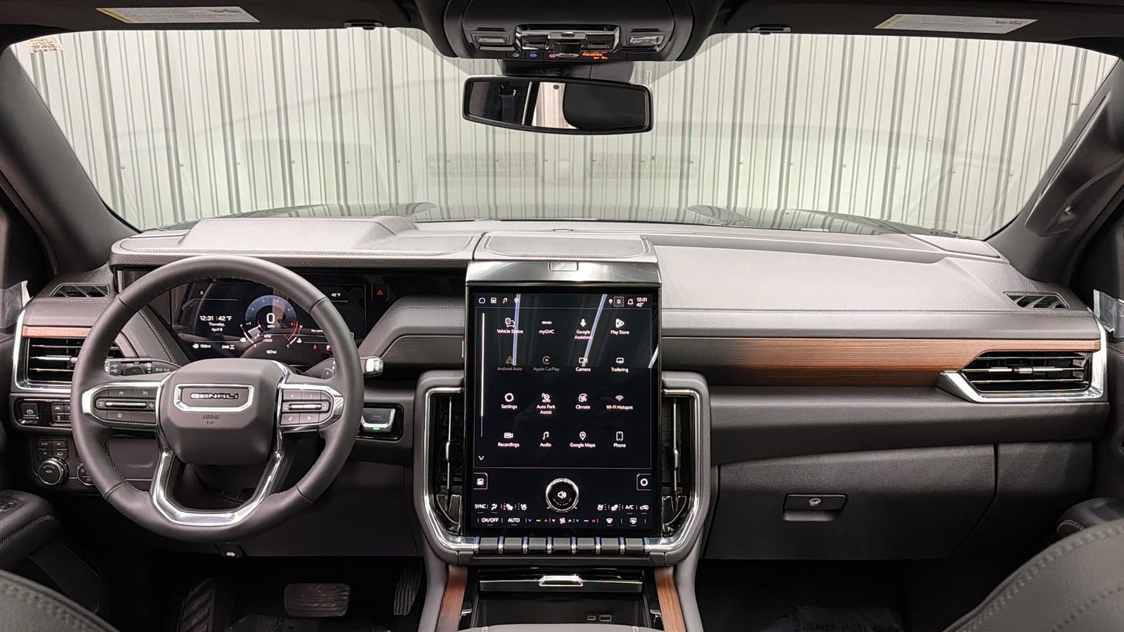 Used 2026 GMC Yukon Denali w/ Sun & Power Step Package AWD/4WD image 33