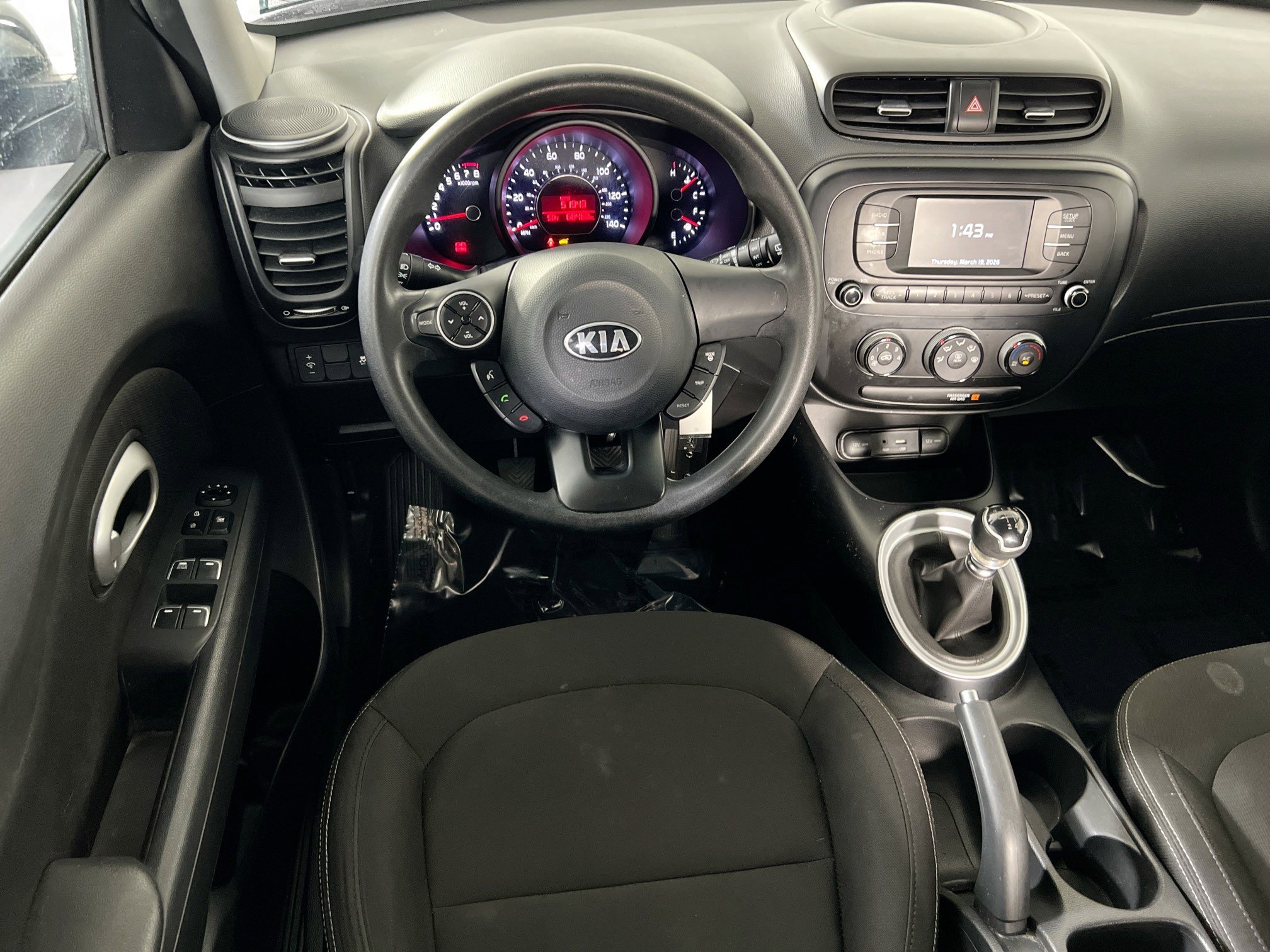 Used 2018 Kia Soul FWD image 19