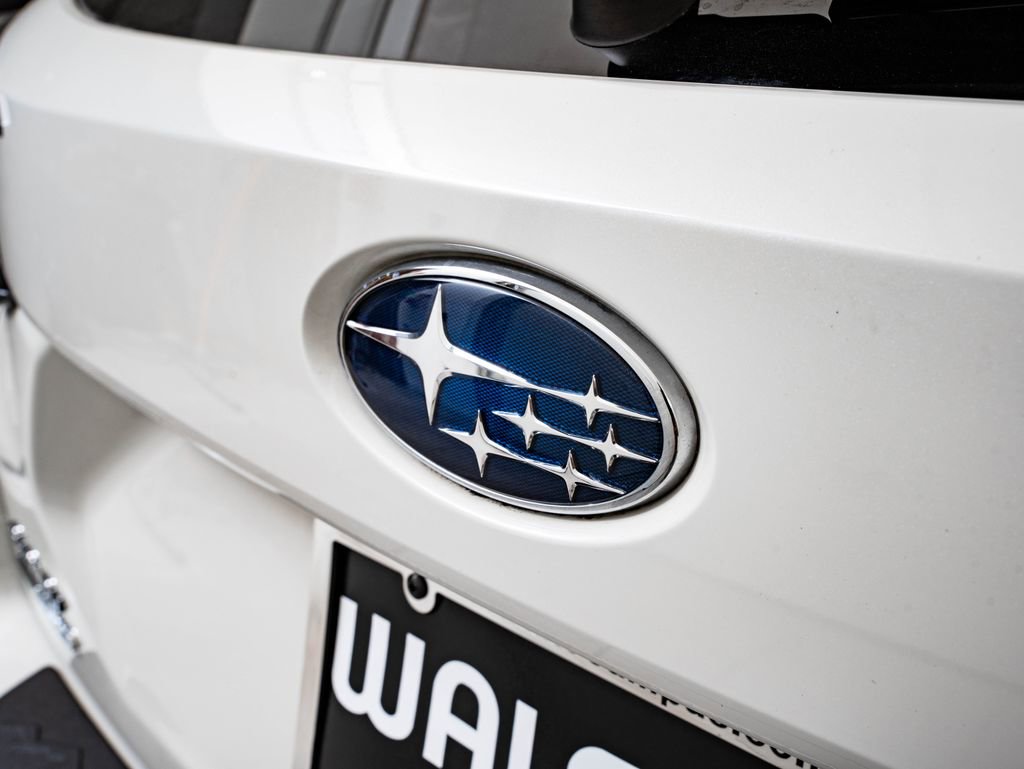 Used 2024 Subaru Crosstrek 2.0i Premium w/ Popular Package #4 image 17