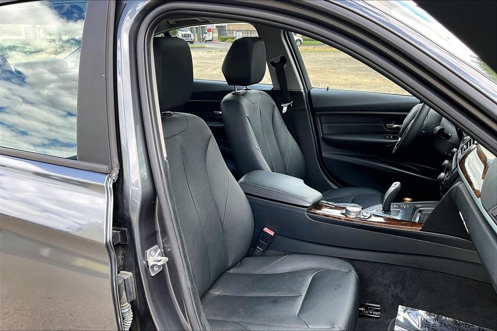 Used 2014 BMW 328i Sedan RWD image 10