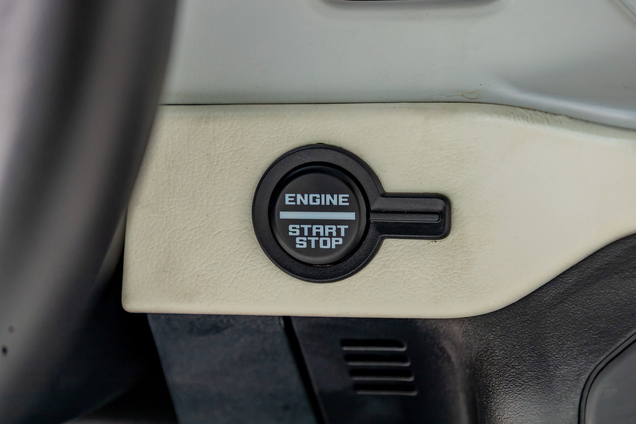 Used 2023 Ford Bronco Heritage Edition AWD/4WD image 22