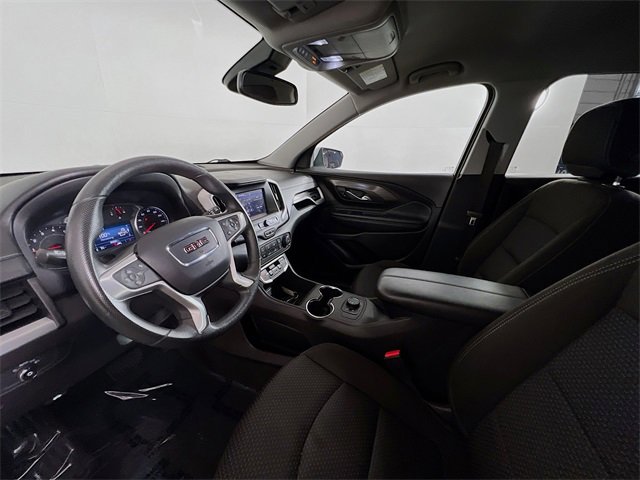 Used 2024 GMC Terrain SLE image 17