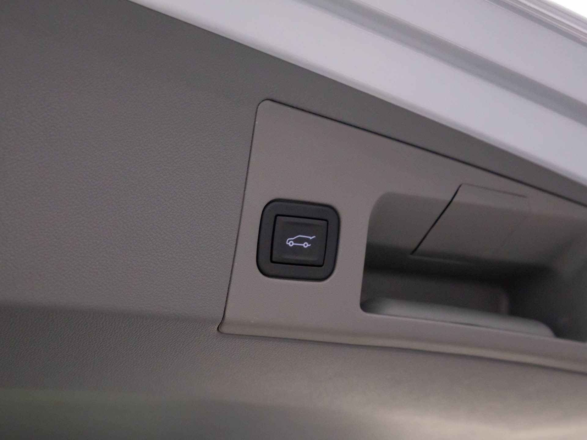 New 2026 Cadillac XT5 Premium Luxury w/ LPO, Floor Liner Package image 31