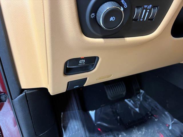 Certified 2024 Jeep Grand Cherokee L Summit image 39