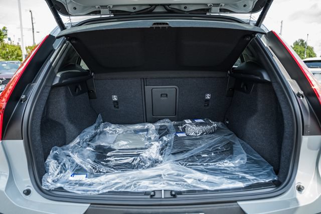 New 2026 Volvo XC40 B5 Core w/ Protection Package Premier AWD/4WD image 10