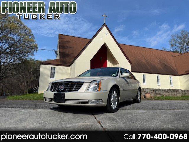 Used 2011 Cadillac DTS FWD image 1
