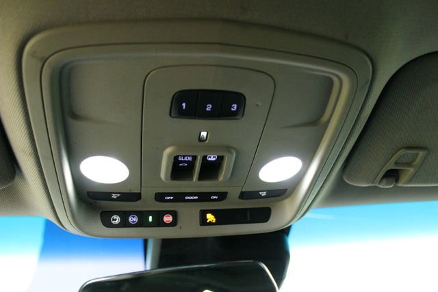 Used 2018 Cadillac CTS Luxury image 16