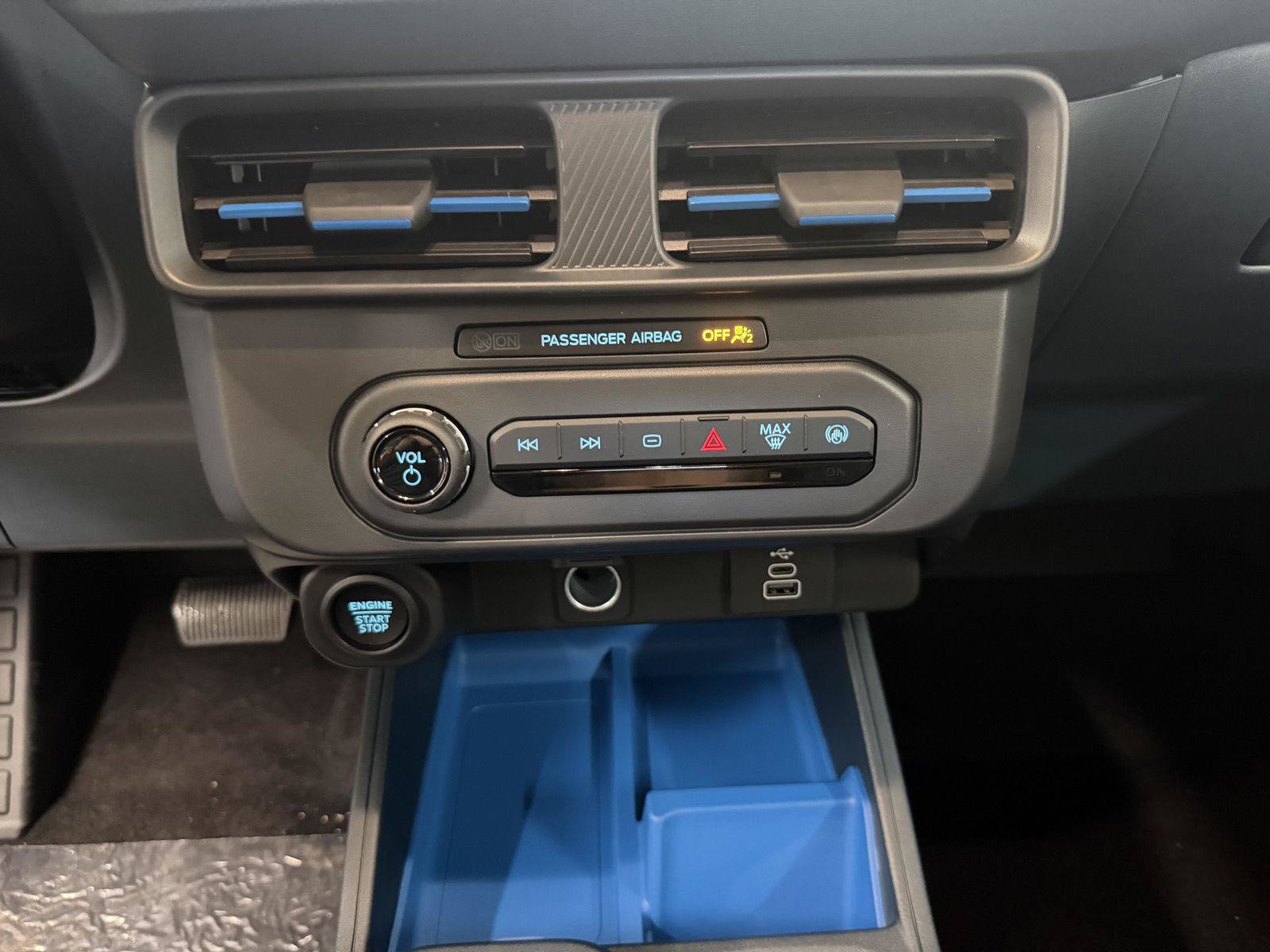 New 2026 Ford Maverick XLT AWD/4WD image 14