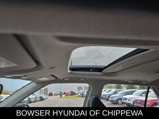 New 2026 Hyundai Venue SEL image 7