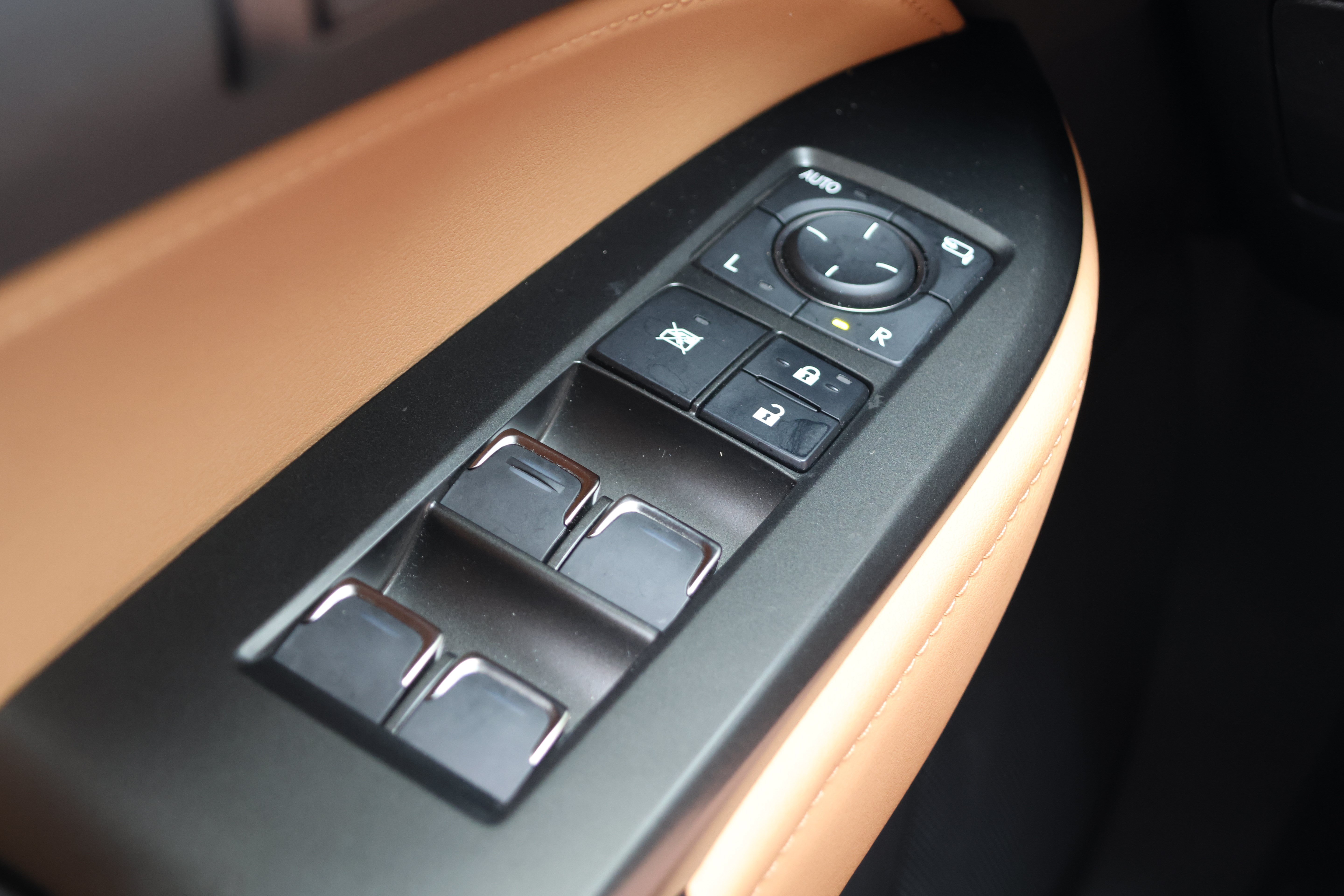Certified 2024 Lexus NX 250 FWD image 14