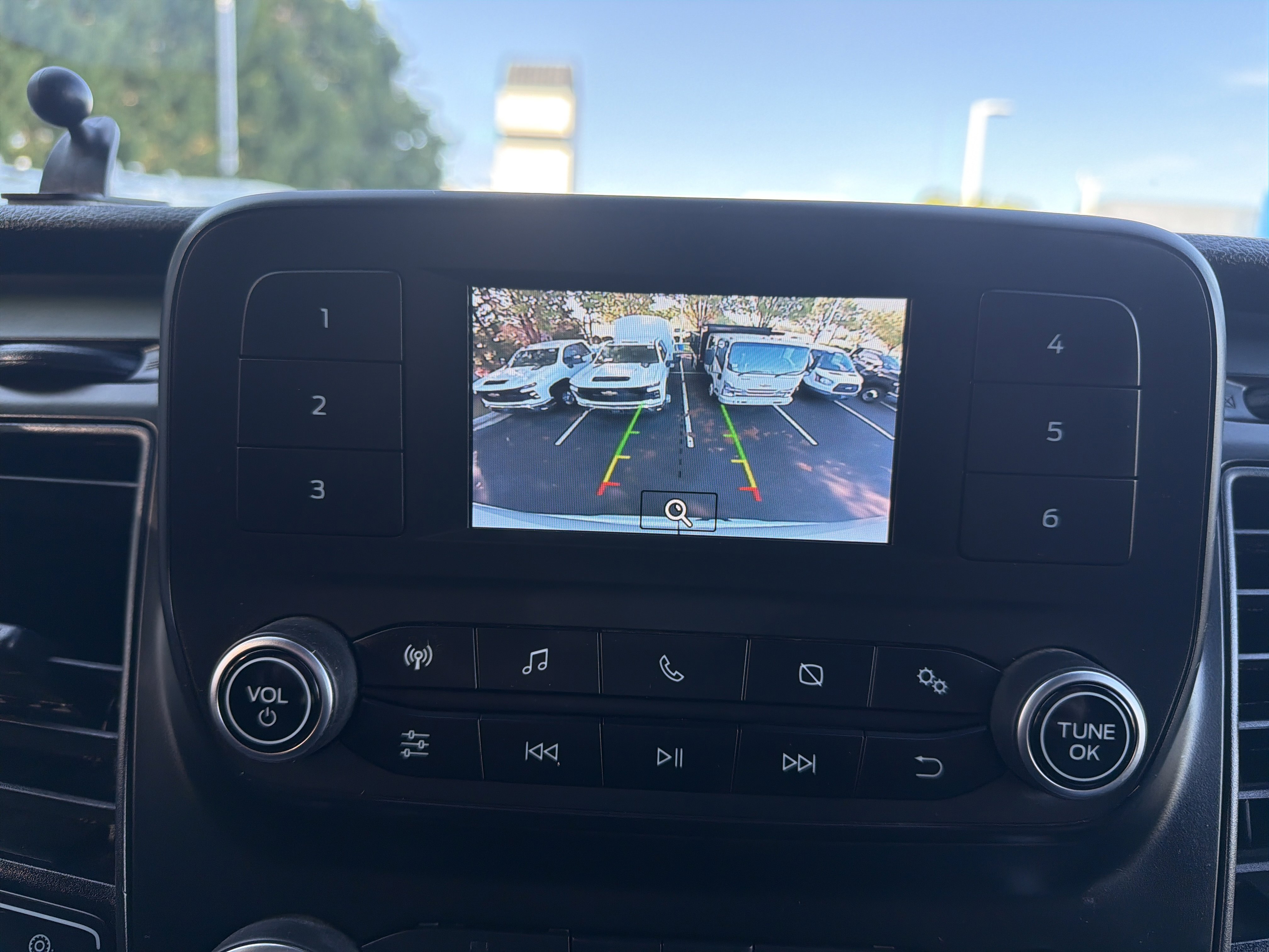 Used 2023 Ford Transit 250 Medium Roof w/ Load Area Protection Package image 24