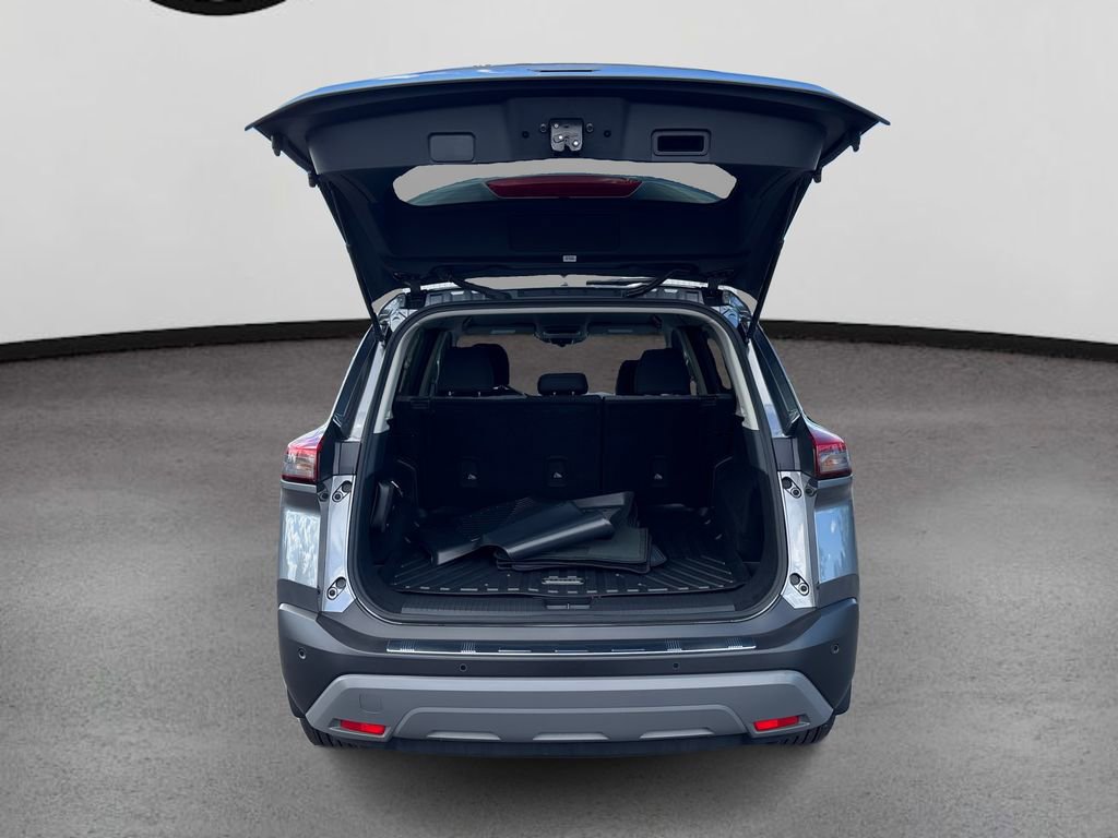 Certified 2023 Nissan Rogue SV image 11