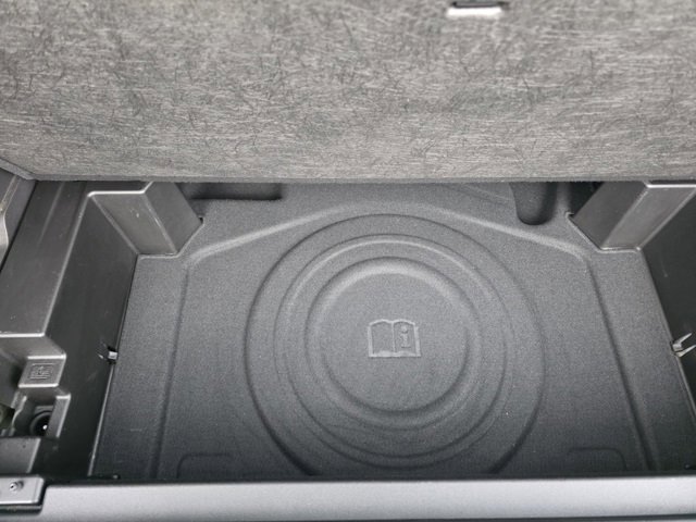 Used 2023 Chevrolet Equinox LT image 12